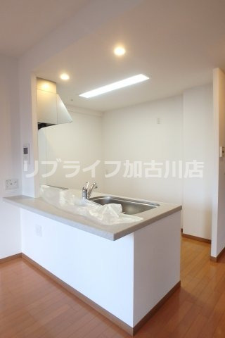 ウィズマークス加古川駅前のキッチン|写真は203