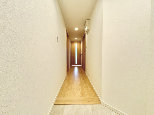 ライオンズマンション矢田川橋緑地ウエストの玄関