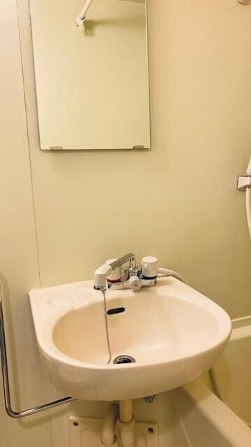 レクセル新子安の洗面所