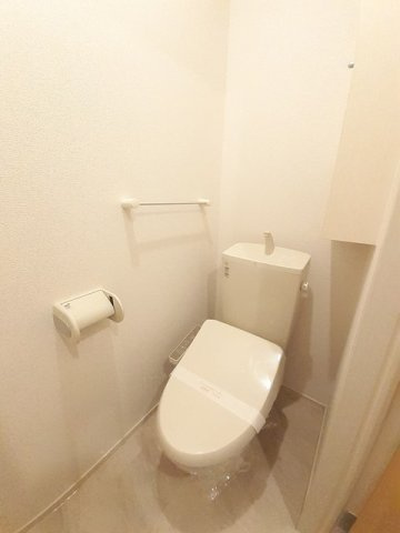 アリエッタ八幡のトイレ|落ち着いたトイレです