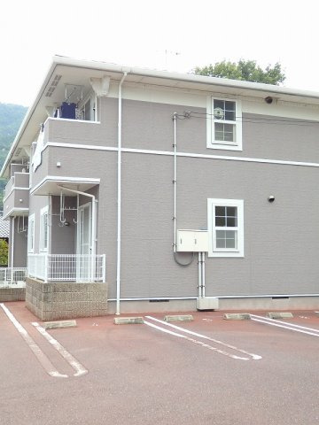 エテルノの駐車場|駐車場完備です