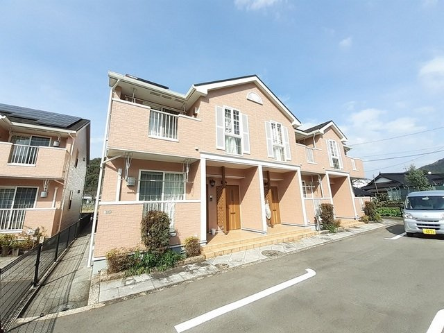アンソレイエ　ヴィラ　Ⅱの外観|外観は落ち着いています