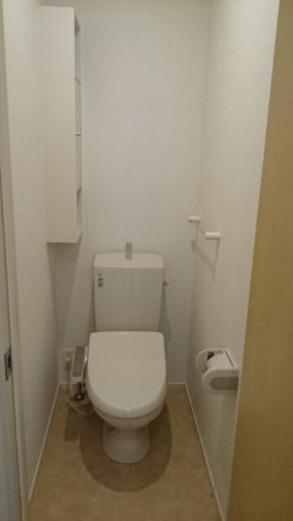 カームリー　Ｋのトイレ|落ち着いた色調のトイレです