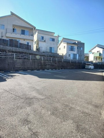 シュティル　ブリーゼの駐車場|駐車場です