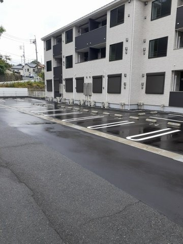 クラールの駐車場|駐車場に車を止められます