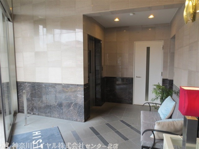 【ロビー】