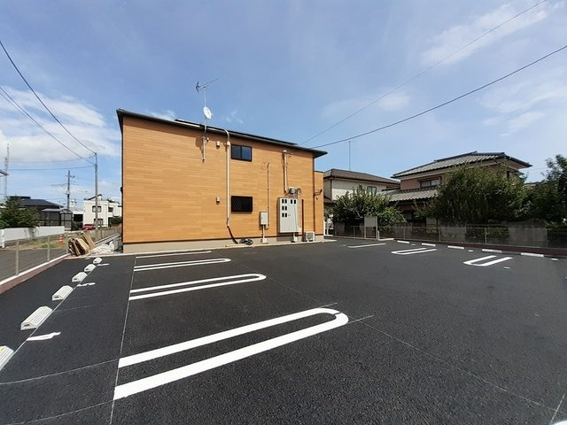 アルドールの駐車場|車をお持ちの方に嬉しい駐車場付きの物件です