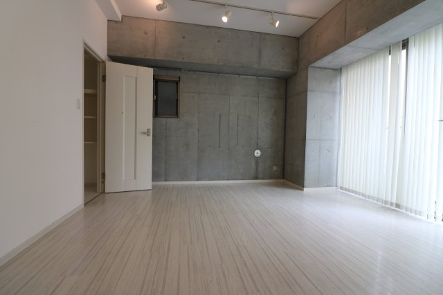 【洋室】