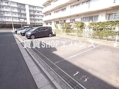 【駐車場】 | ＬＥＯ拾八番館