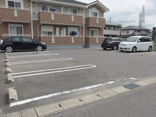 ひかり西浦の駐車場