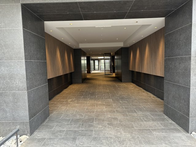 アールズ谷町のエントランス