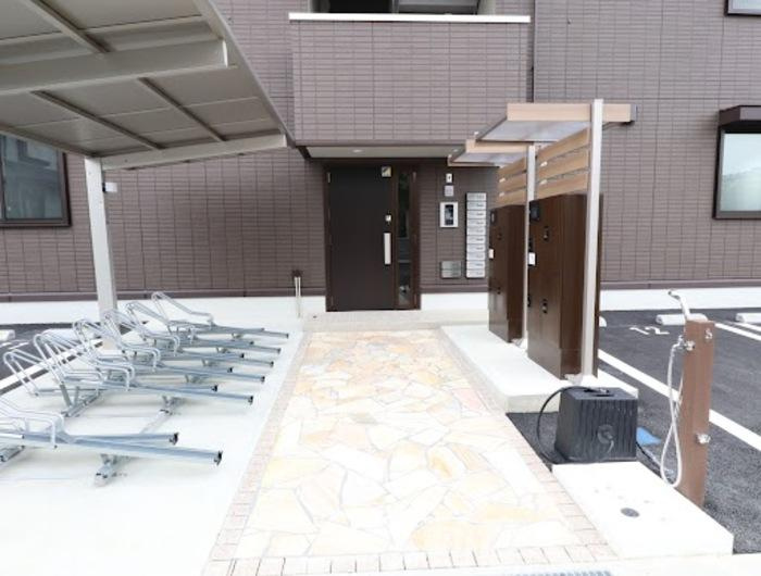 D－ROOM西熊本駅のエントランス