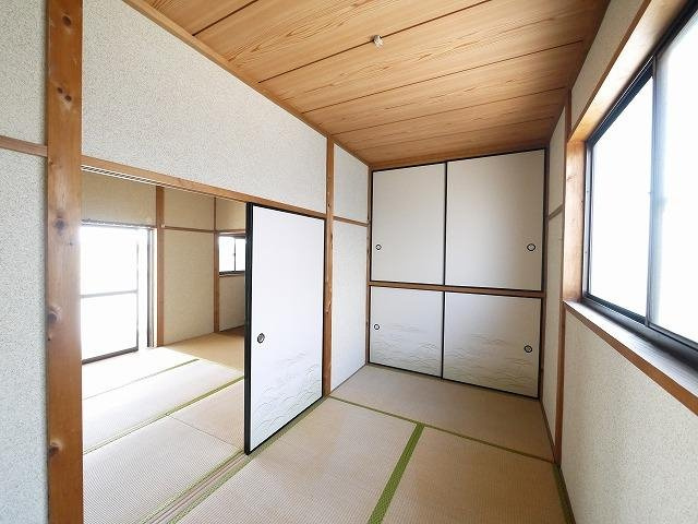 大西勉貸家（大安寺一丁目）の和室|落ち着いた雰囲気の和室付きです