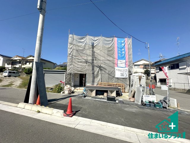 ●24(土)25(日)現地説明会！　北葛城郡上牧町服部台　第2期　新築一戸建ての外観|現在はこんな感じです。完成までが待ち遠しいですね。