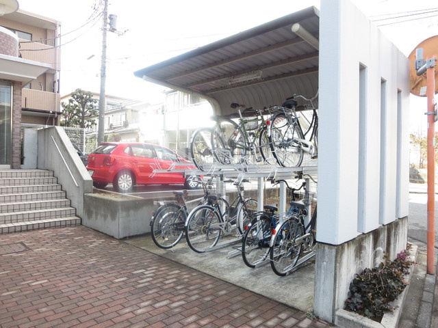 ピーノパラッツォ１６のその他共用部分|駐輪場（右側）