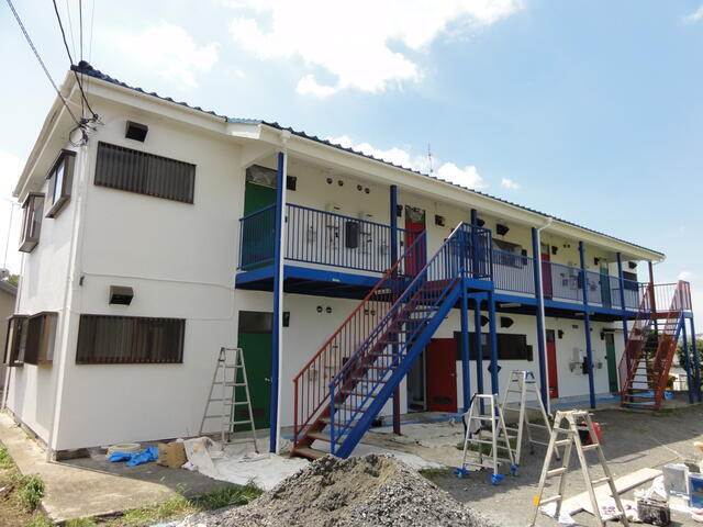 川崎市多摩区栗谷１丁目のアパートの外観