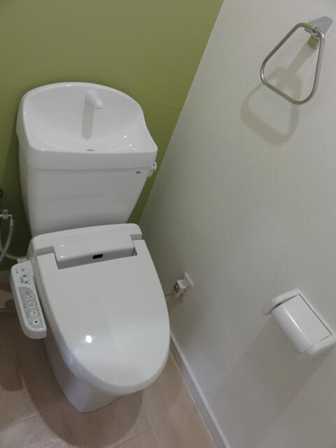 川崎市多摩区栗谷１丁目のアパートのトイレ