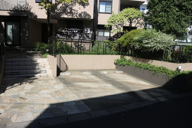 Ａｌｉｃｉａ　Ｇａｒｄｅｎの駐車場