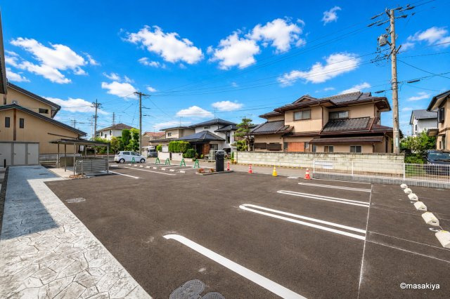 シエルの駐車場