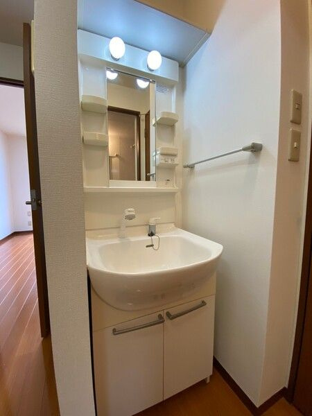 ソアラの洗面所|別部屋参照写真