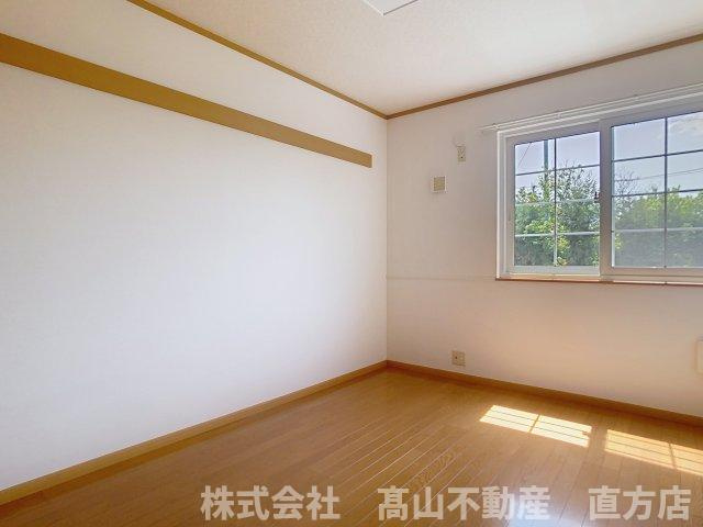 直方市大字頓野のアパートの寝室