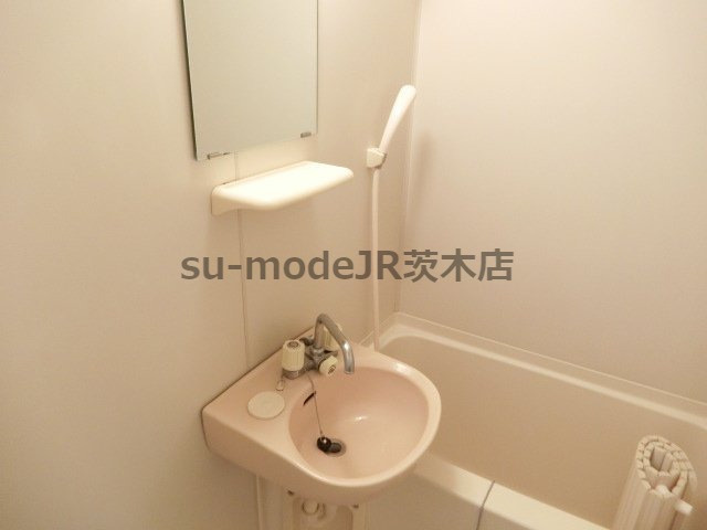 末広14番館の洗面所
