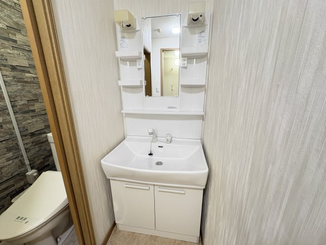 明石マンション　Ｂ棟の独立洗面台