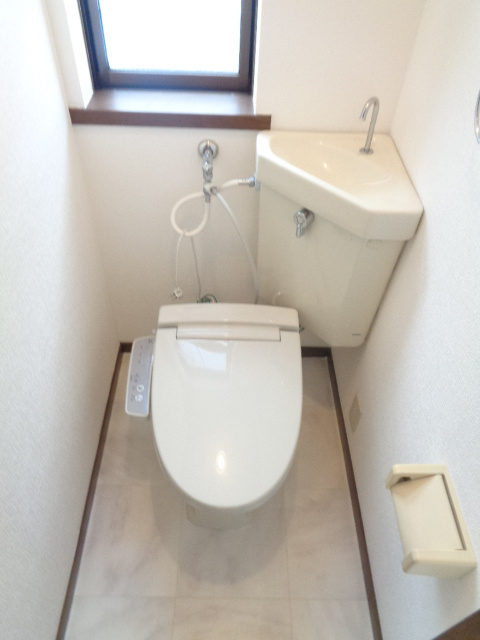 メゾン栄のトイレ|トイレは嬉しい温水洗浄便座