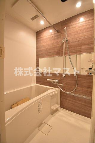 ブエナビスタ梅田イーストの浴室