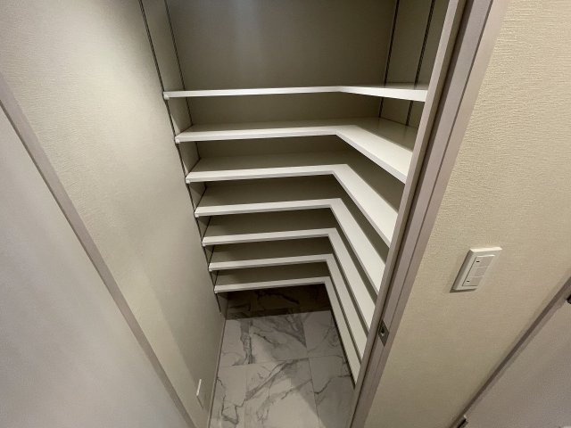 ザ・パークハビオ板橋区役所前の収納
