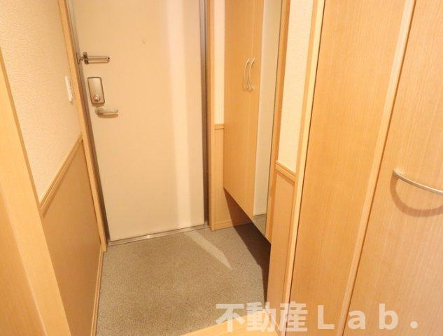 アザックひらたの玄関