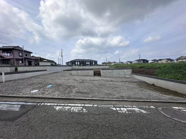 新築　高崎市乗附町第２　Livele Garden.S　2号棟の駐車場|　駐車スペースは並列4台分可能です！
