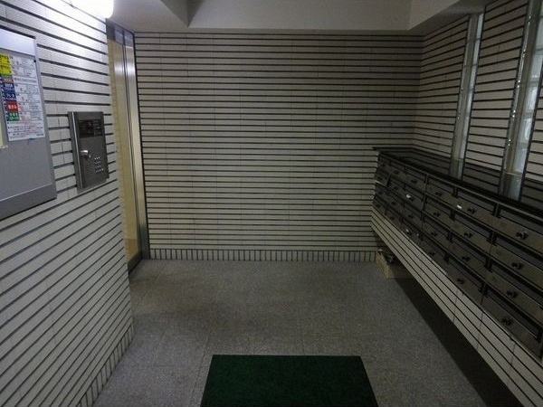 【ロビー】シャルム大通東 