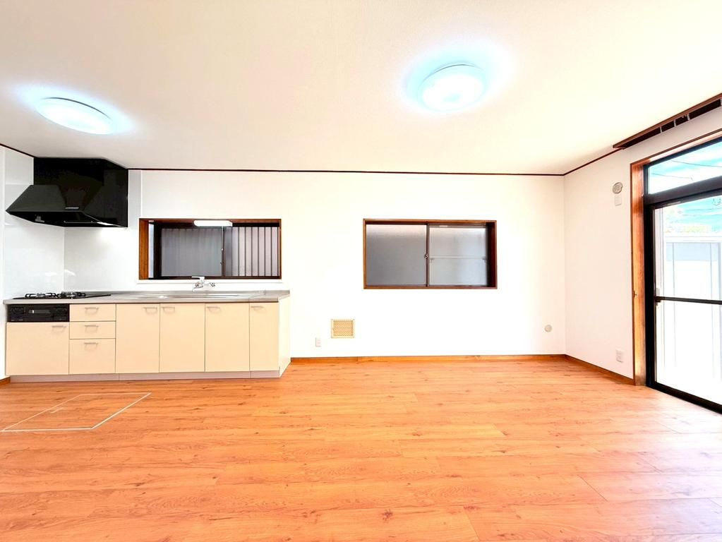 入間市小谷田　中古戸建の居間・リビング