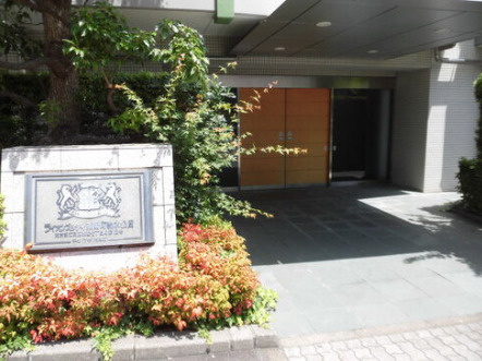 ライオンズシティ東陽町親水公園のエントランス|清潔なエントランスです