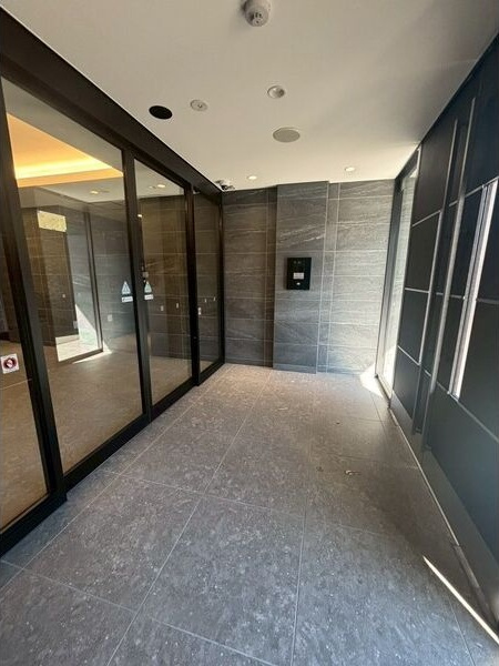アドバンス名古屋シュテルンの玄関