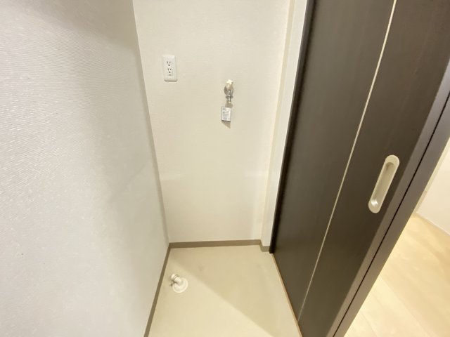 【洗面所】 | フジパレス鳳中ウエスト | ゆったりとスペースのある洗面所