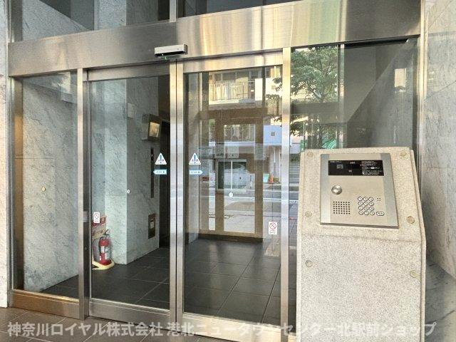 【エントランス】