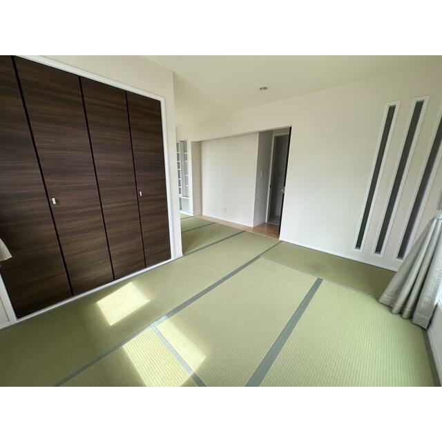 花田町上原田戸建の和室