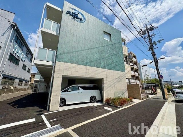 ファーストフィオーレ吹田パティオの外観