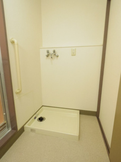【洗面所】 | サンバレー第３ビル | 参考写真★室内に洗濯機が設置できます★