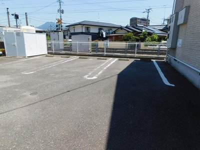 【駐車場】 | ルーナ・ピエーナ
