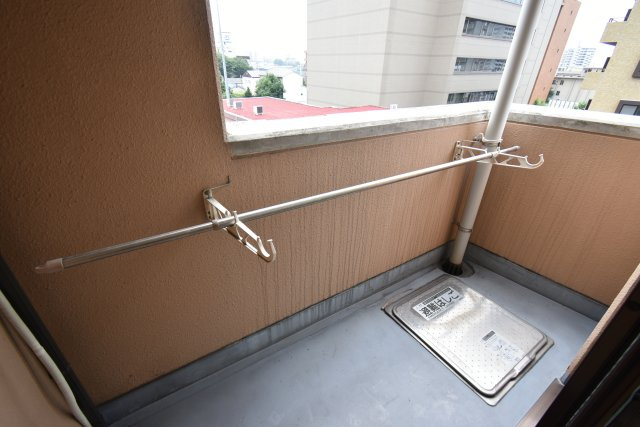 【バルコニー】 | ハイツレオーネ