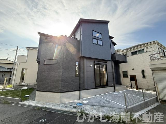 茅ヶ崎市室田３丁目　新築戸建　全２棟の前面道路含む現地写真|現地外観