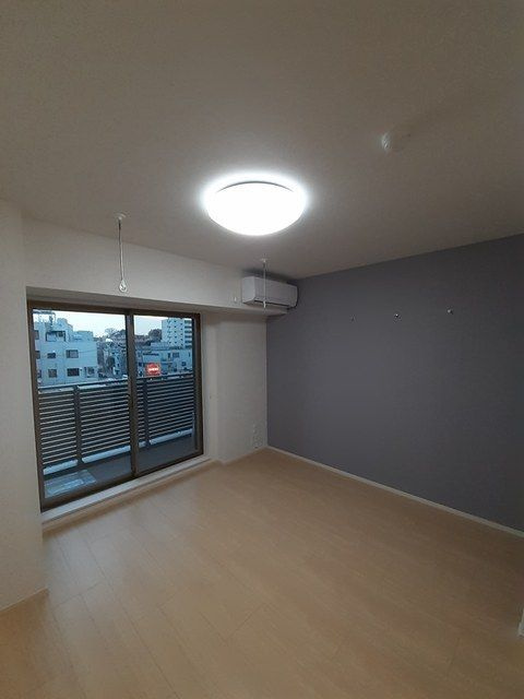 ライト・アベニューのその他