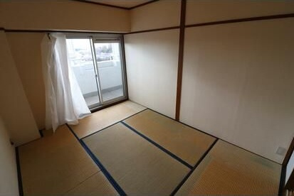 ライオンズマンション星ヶ丘の寝室