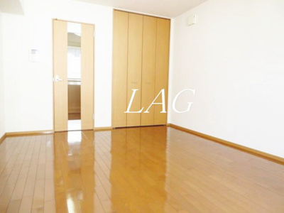 【居間・リビング】 | アーバン５６ | 洋室のお部屋です。