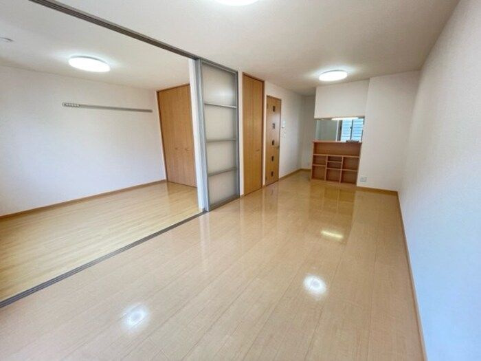 リビングタウン八日市場　Ａの居間・リビング