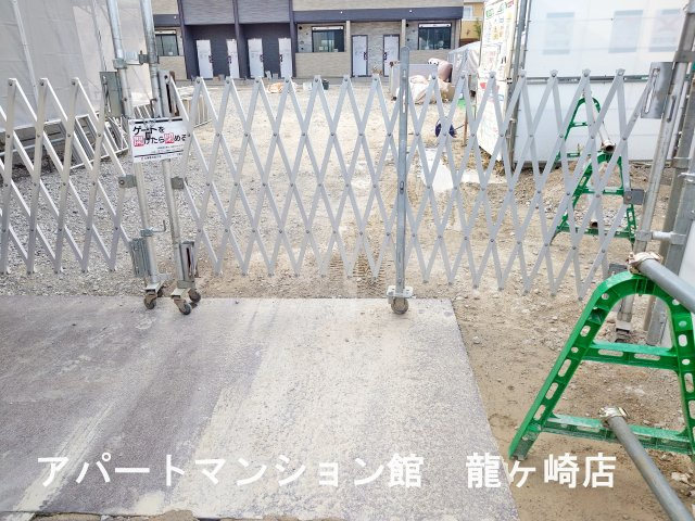 アンフィニアムールⅡの駐車場
