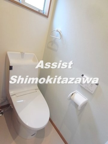 世田谷区宮坂２丁目戸建のトイレ